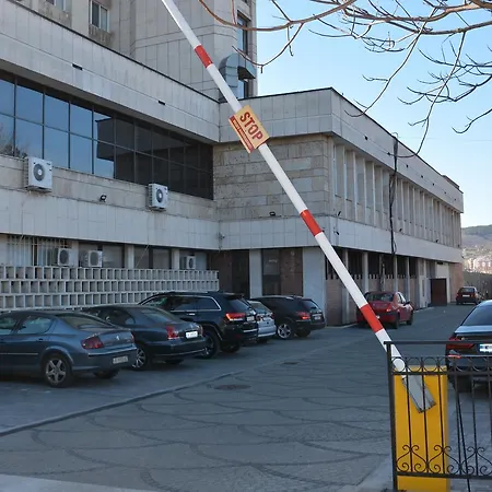 Отель Arpezos